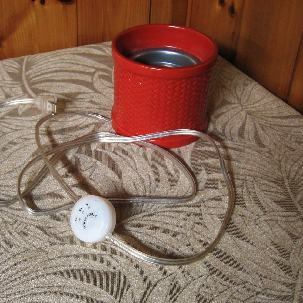 Yankee Candle Scenterpiece Electric MeltCup Warmer RED Auto Shut Off Timer - Picture 4 of 4